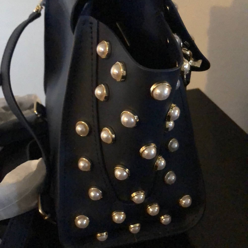 Sale. New Zac Posen earths iconic convertible bag - Picture 5 of 8